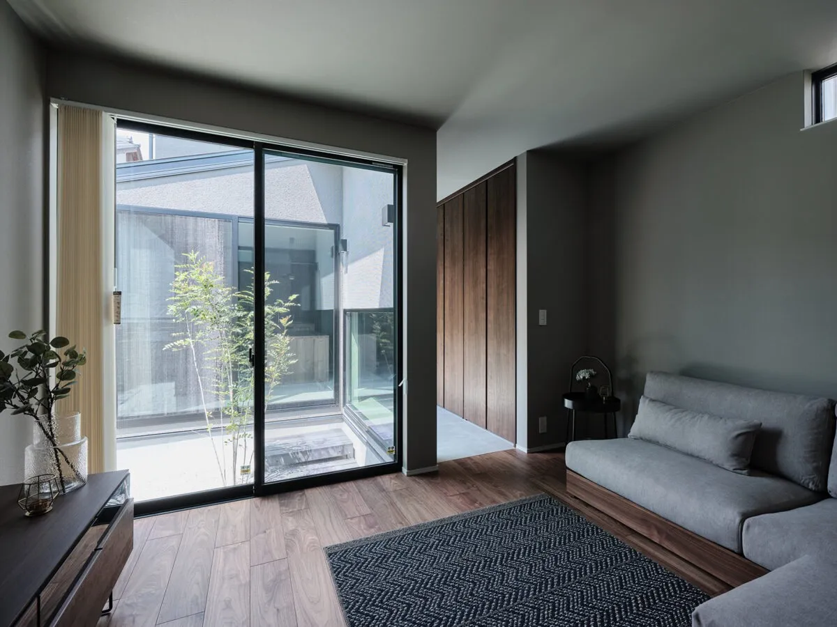 陰影を愉しむ暮らし