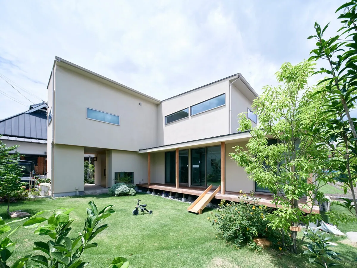 緑が映える住まい