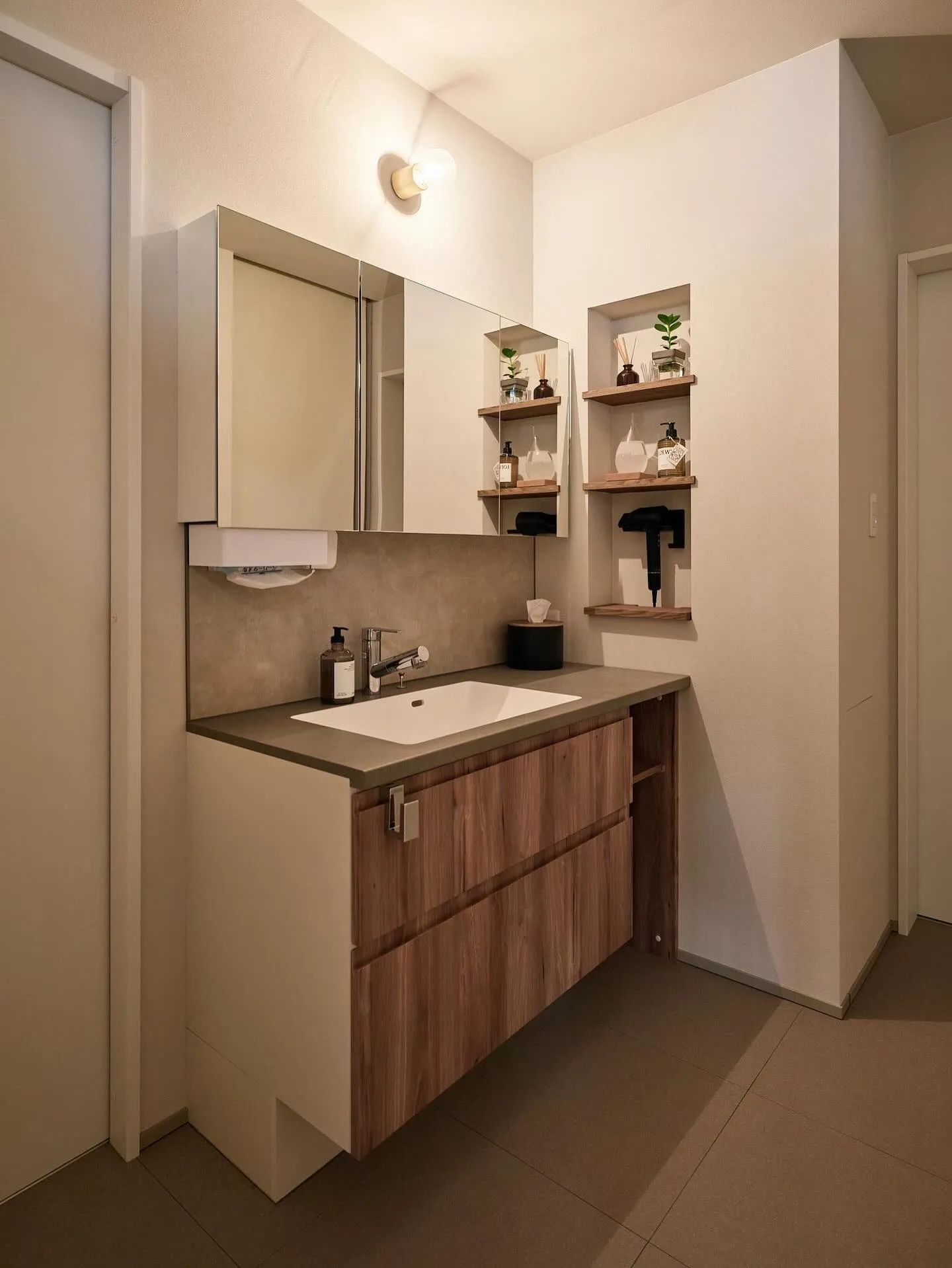 ⁡「こだわりの洗面所」